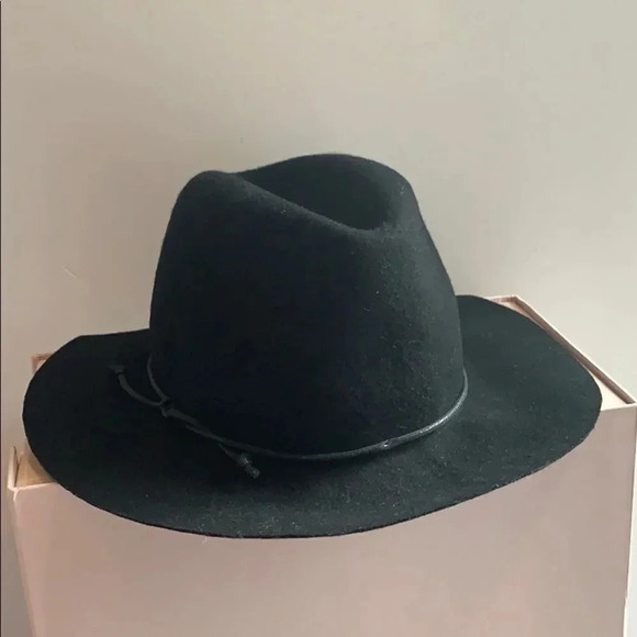 Mossimo Supply Co. Accessories - Mossimo Black Wool Fedora
